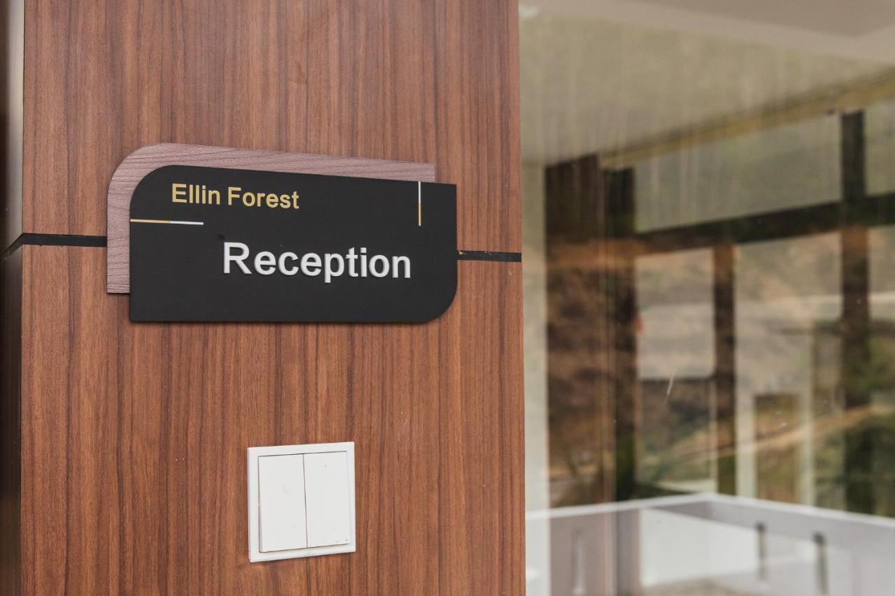 Ellin Forest Karaoke & Pool Resort Bukit Tinggi ベントン エクステリア 写真